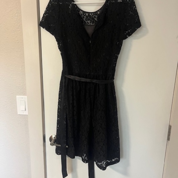 Calvin Klein size 8 black dress - Picture 5 of 8